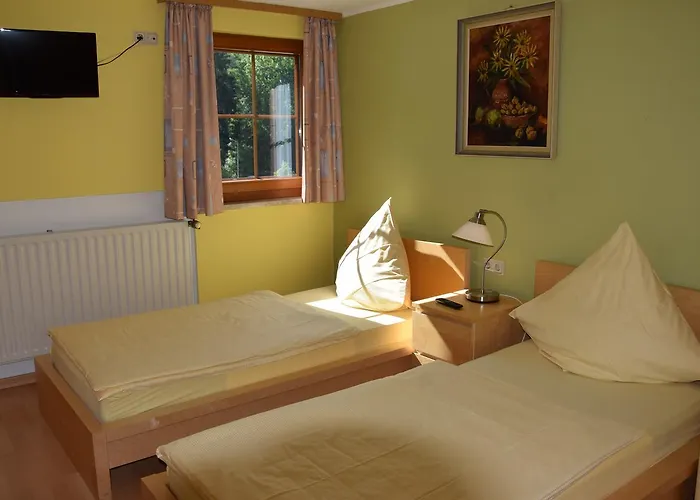 De L'our Lägenhet *